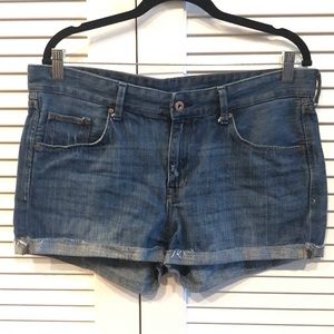 H&M lightly distressed denim shorts